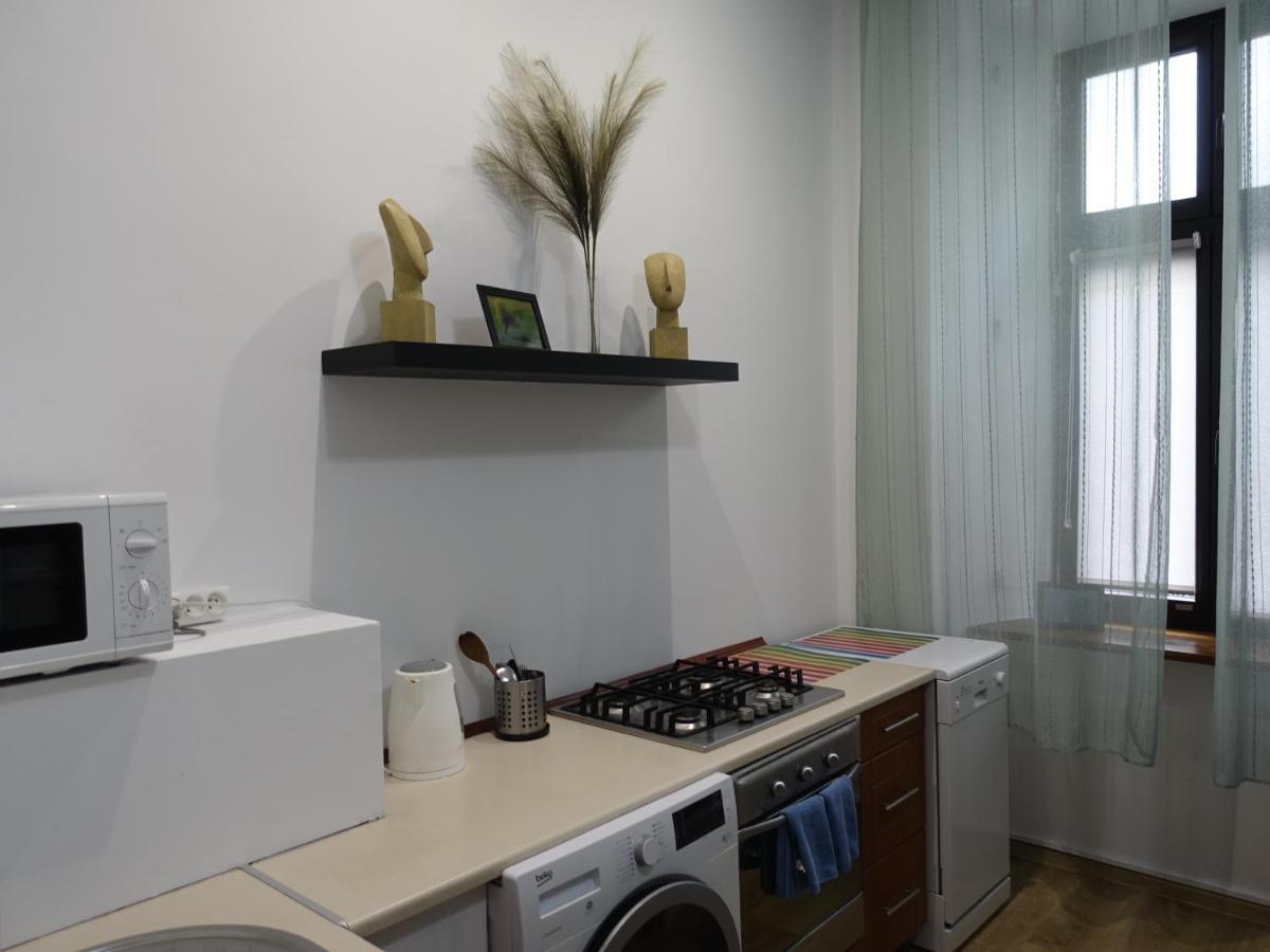 Umbrella Guest Rooms Krakow Luaran gambar